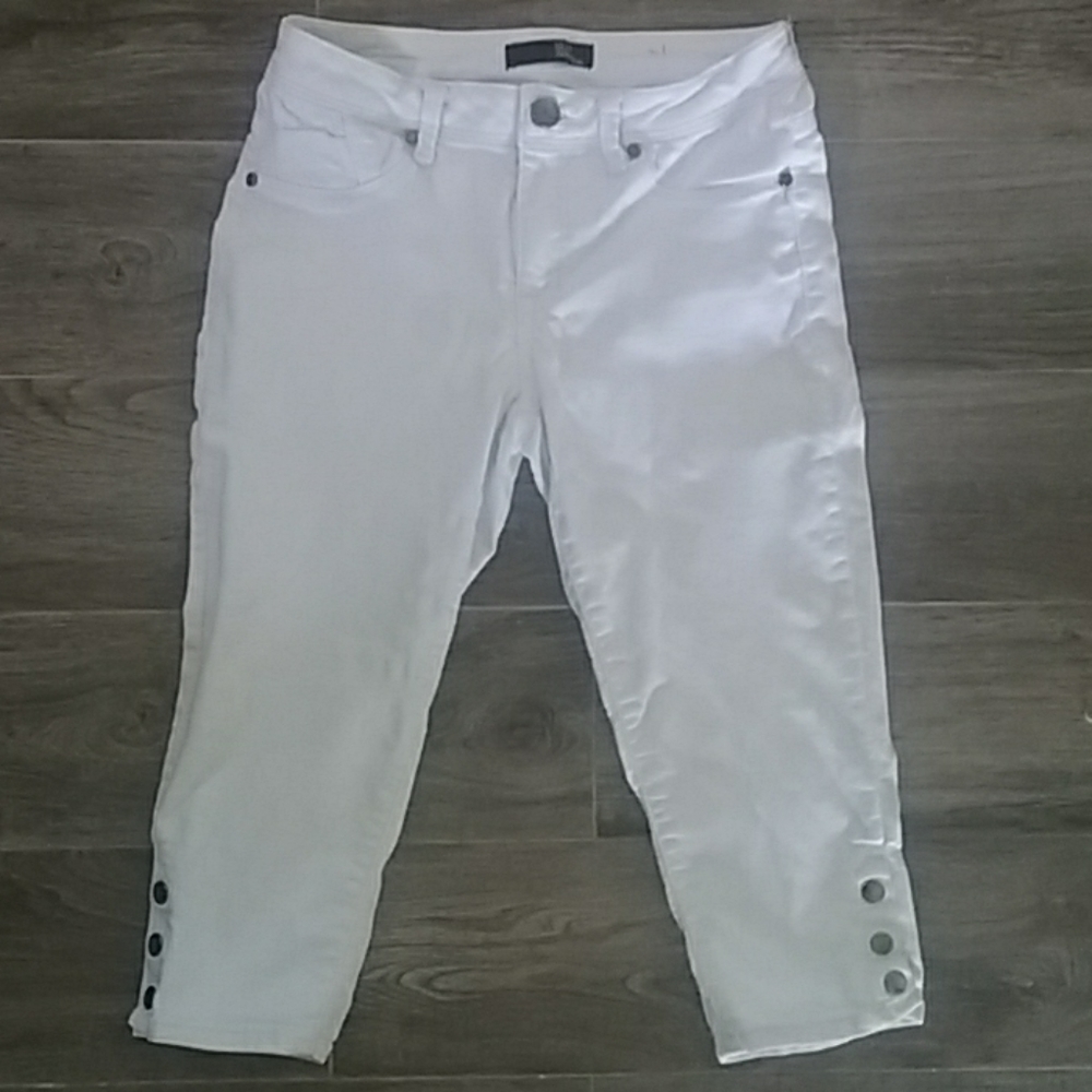 White Stretchy Denim Capris